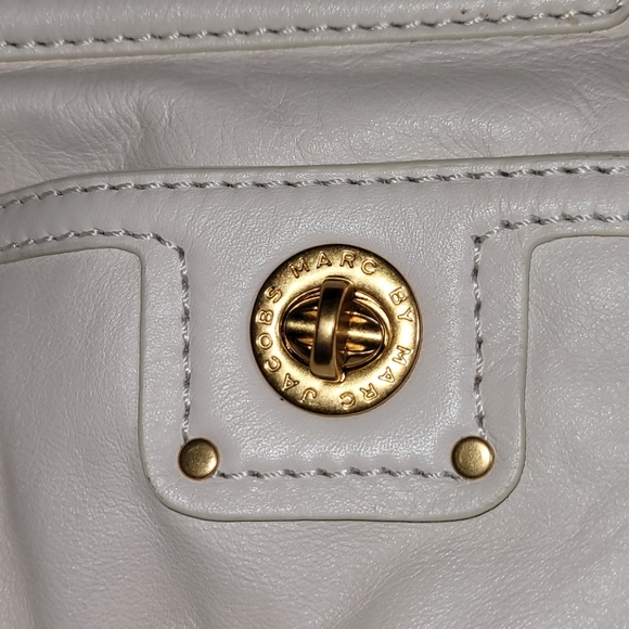 MARC by Marc Jacobs Totally Turnlock Faridah - Picture 6 of 16